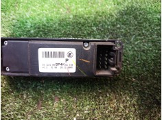 Recambio de mando elevalunas delantero derecho para mazda 3 berlina (bk) referencia OEM IAM    2