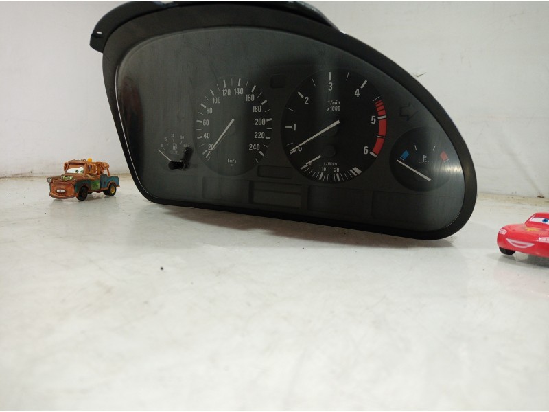 Recambio de cuadro instrumentos para bmw serie 5 berlina (e39) 525td referencia OEM IAM 87001313 87001313 87001313