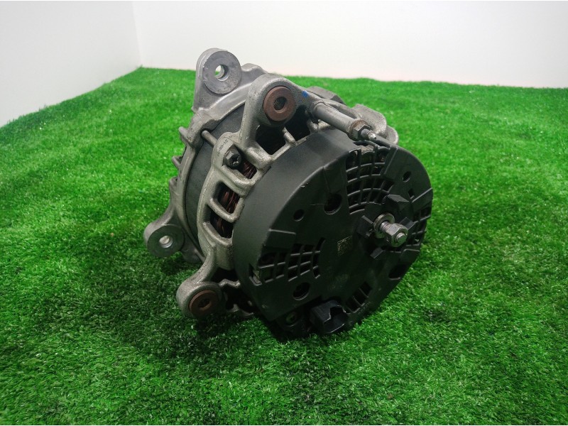 Recambio de alternador para volkswagen passat lim. (362) exclusive bluemotion referencia OEM IAM 03L903024F 03L903024F 03L903024