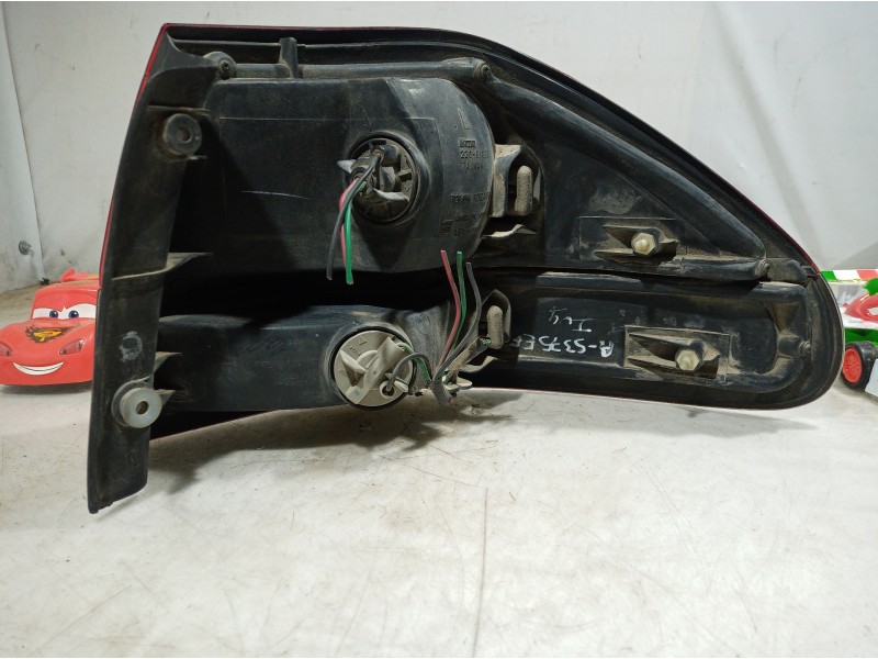 Recambio de piloto trasero izquierdo para mazda 626 berlina (gf) referencia OEM IAM 22061825 22061825 22061825