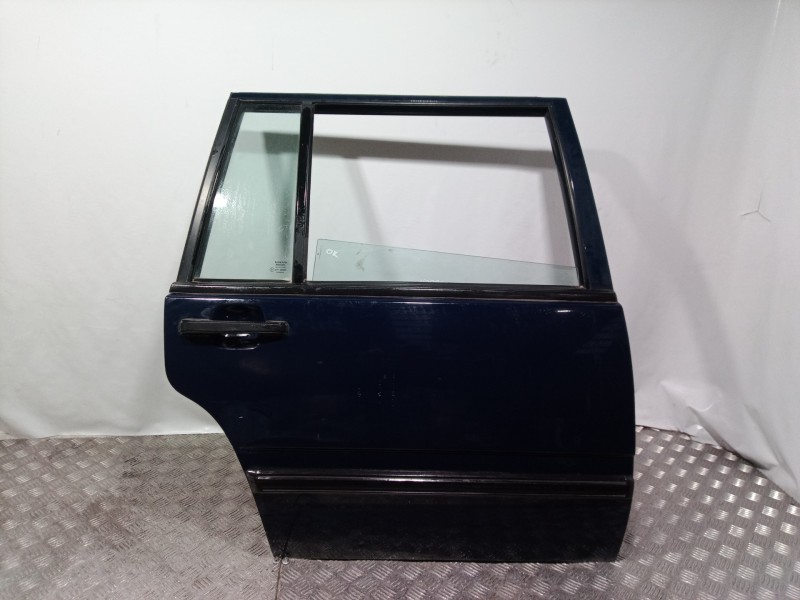 Recambio de puerta trasera derecha para volvo serie 940 berlina/familiar 2.3 gle berlina referencia OEM IAM   