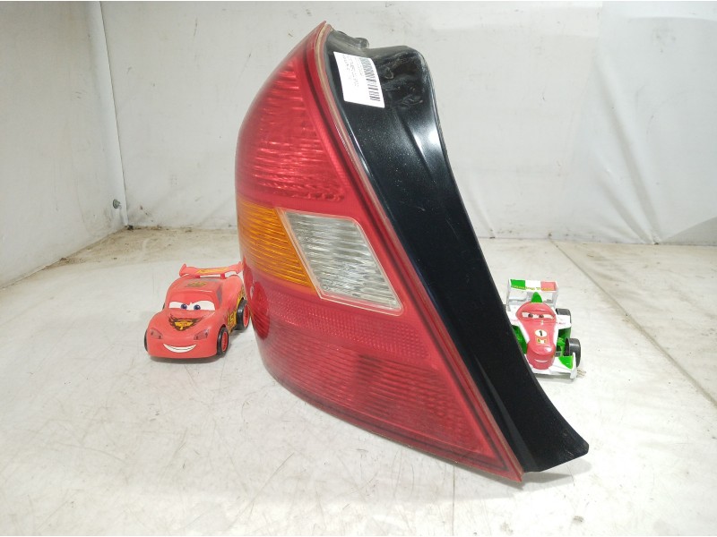 Recambio de piloto trasero izquierdo para hyundai elantra (xd) referencia OEM IAM   