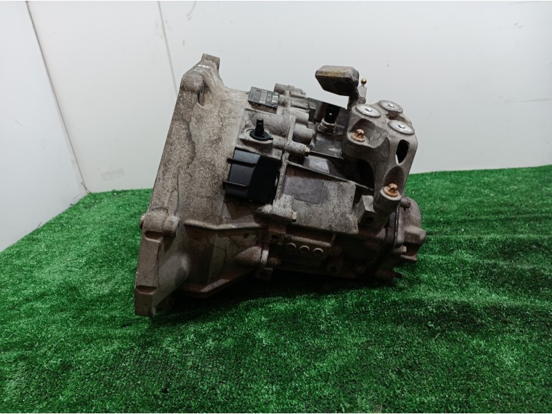 Recambio de caja cambios para saab 9-3 cabrio 2.0 t vector referencia OEM IAM FM55101 FM55101 FM55101