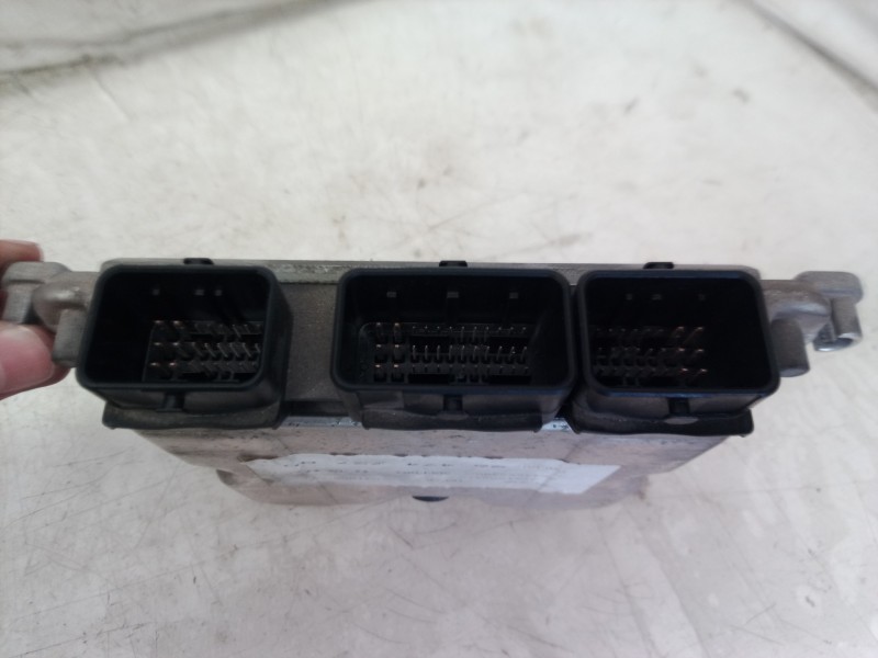 Recambio de centralita motor uce para peugeot 307 (s1) xs referencia OEM IAM 0281011081 0281011081 9647472780