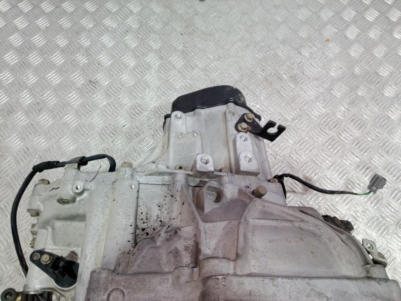 Recambio de caja cambios para mazda 626 monovolumen (gw) 2.0 exclusive (85kw) referencia OEM IAM 0H02B 0H02B 0H02B