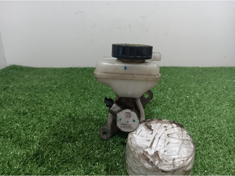 Recambio de bomba freno para peugeot 107 referencia OEM IAM 020425444 020425444 020425444