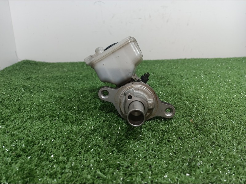 Recambio de bomba freno para peugeot 107 referencia OEM IAM 020425444 020425444 020425444