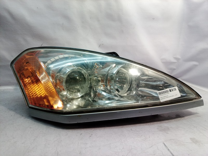 Recambio de faro derecho para ssangyong kyron 200 xdi limited referencia OEM IAM   