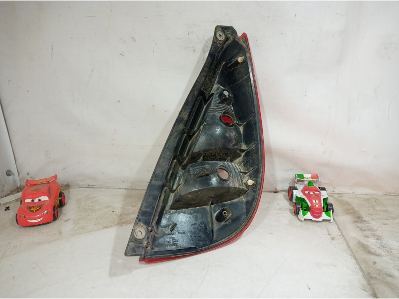 Recambio de piloto trasero izquierdo para suzuki liana rh (er) referencia OEM IAM P0925 P0925 P0925