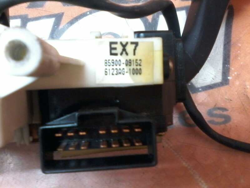 Recambio de mando multifuncion para ssangyong kyron 200 xdi limited referencia OEM IAM 8590009152 8590009152 8590009152