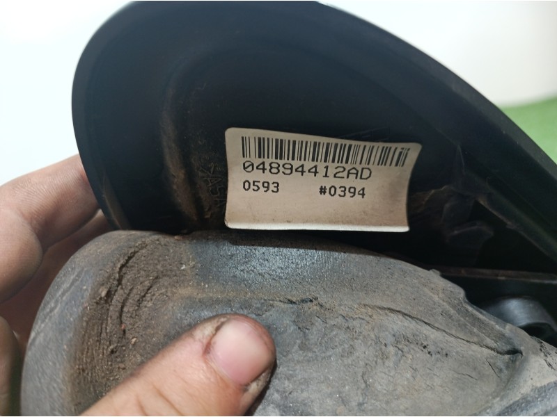 Recambio de retrovisor derecho para chrysler grand voyager limited referencia OEM IAM 04894412AD 04894412AD 04894412