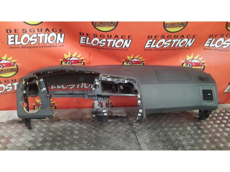 Recambio de salpicadero para ssangyong kyron 200 xdi limited referencia OEM IAM   