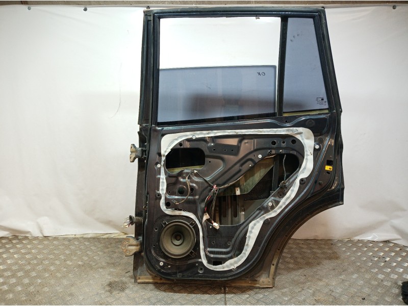Recambio de puerta trasera derecha para ssangyong kyron 200 xdi premium 4wd referencia OEM IAM   