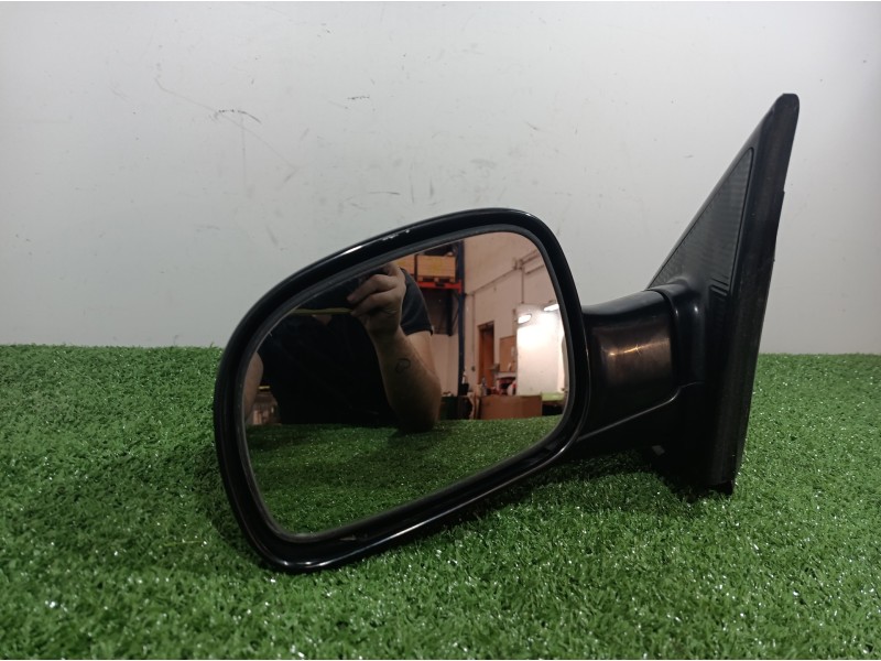 Recambio de retrovisor izquierdo para chrysler grand voyager limited referencia OEM IAM 04894415 04894415 04894415