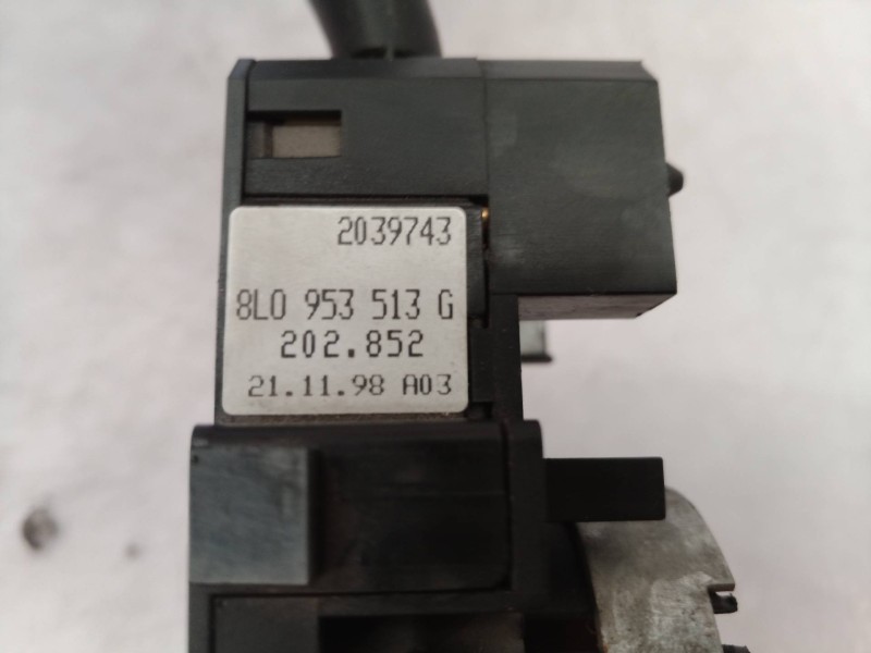 Recambio de mando intermitentes para audi tt (8n3/8n9) 1.8 20v turbo referencia OEM IAM 8L0953513G 8L0953513 4B0953503E