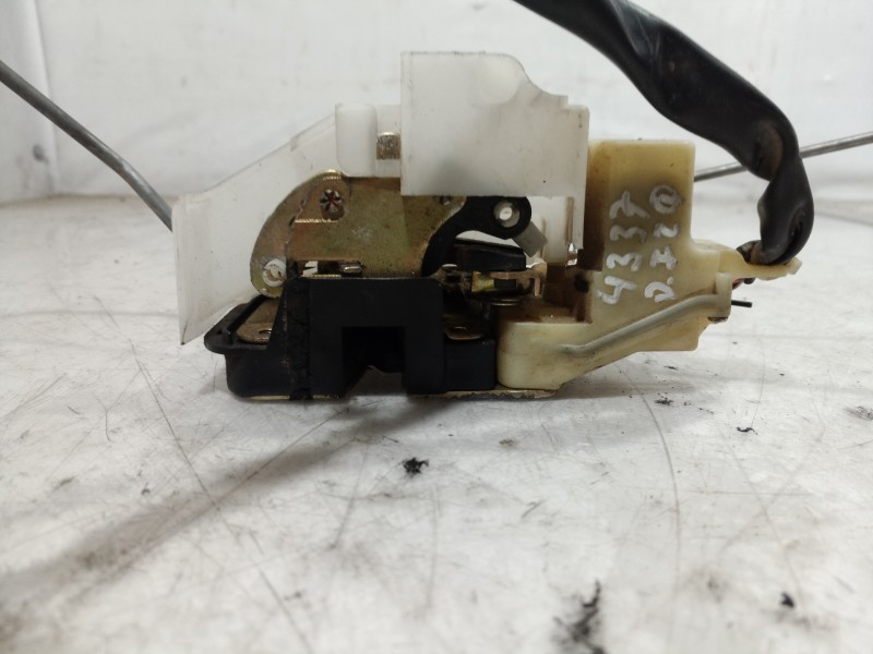 Recambio de cerradura puerta delantera izquierda para mazda 626 monovolumen (gw) 2.0 exclusive (85kw) referencia OEM IAM   