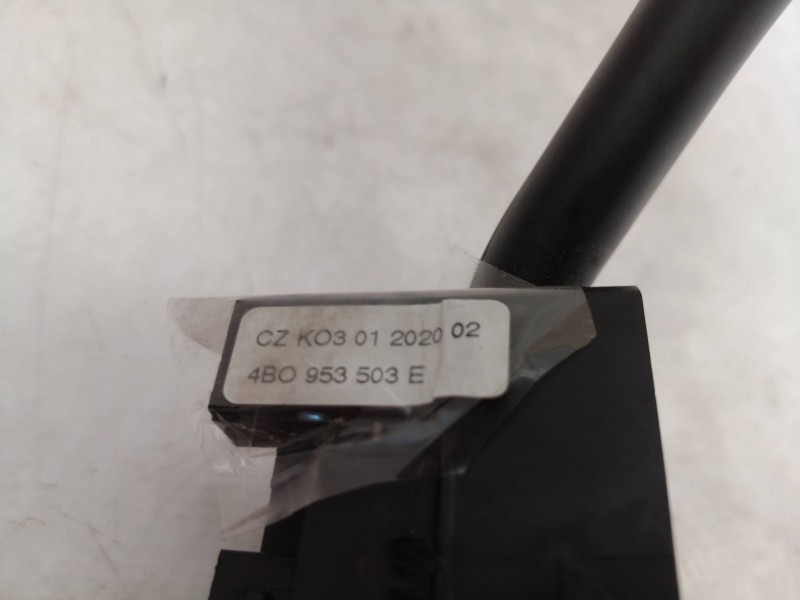 Recambio de mando intermitentes para audi tt (8n3/8n9) 1.8 20v turbo referencia OEM IAM 8L0953513G 8L0953513 4B0953503E