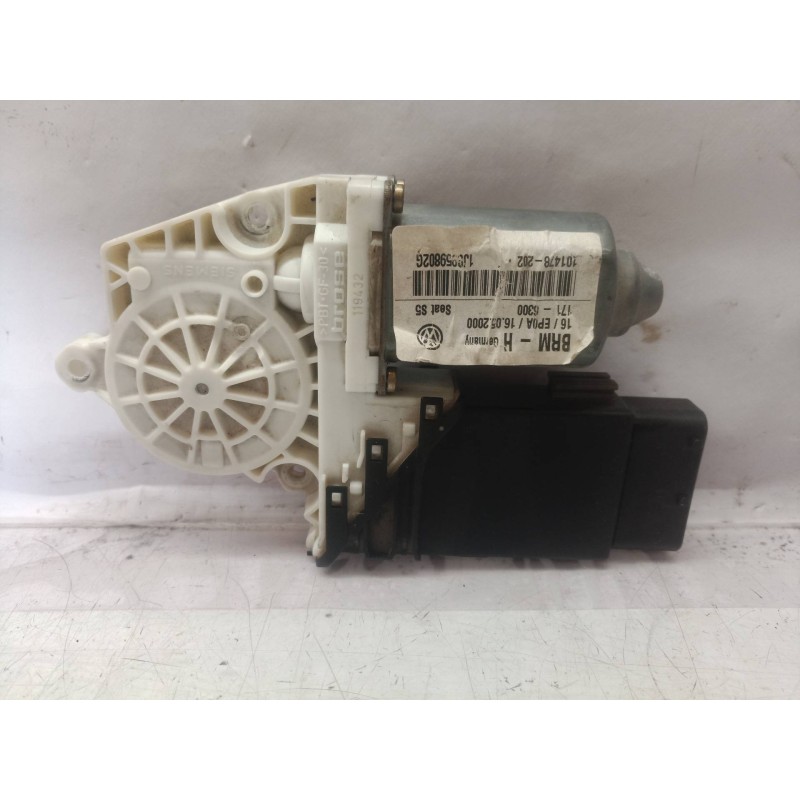 Recambio de motor elevalunas delantero derecho para seat leon (1m1) referencia OEM IAM 1J0959802G 1J0959802 1J0959802