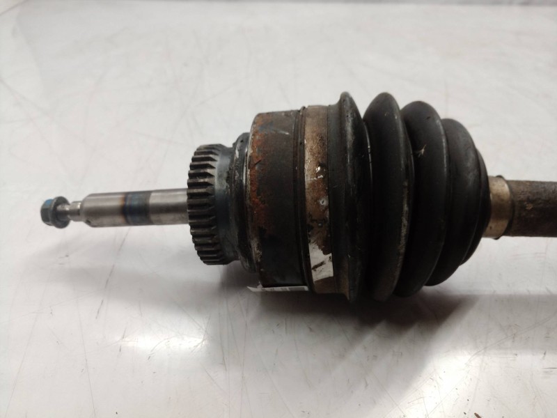 Recambio de transmision delantera izquierda para ssangyong kyron 200 xdi limited referencia OEM IAM   