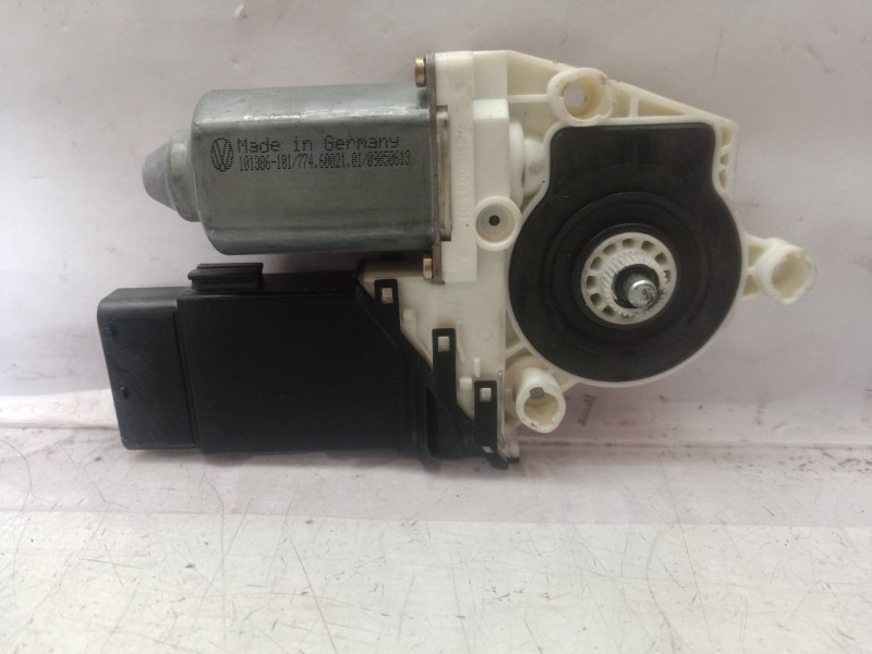 Recambio de motor elevalunas delantero derecho para seat leon (1m1) referencia OEM IAM 1J0959802G 1J0959802 1J0959802