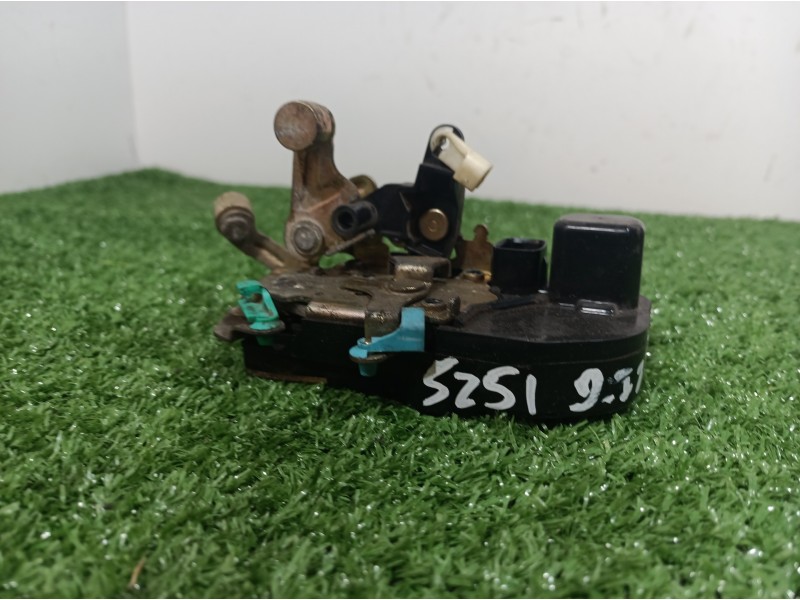 Recambio de cerradura puerta delantera izquierda para chrysler grand voyager limited referencia OEM IAM   