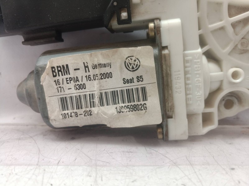 Recambio de motor elevalunas delantero derecho para seat leon (1m1) referencia OEM IAM 1J0959802G 1J0959802 1J0959802