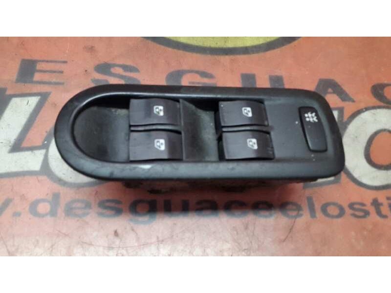Recambio de mando elevalunas delantero izquierdo para renault scenic ii confort authentique referencia OEM IAM   