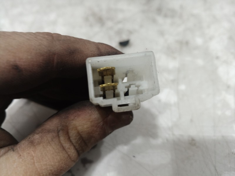 Recambio de cerradura puerta trasera derecha para mazda 626 monovolumen (gw) 2.0 exclusive (85kw) referencia OEM IAM   