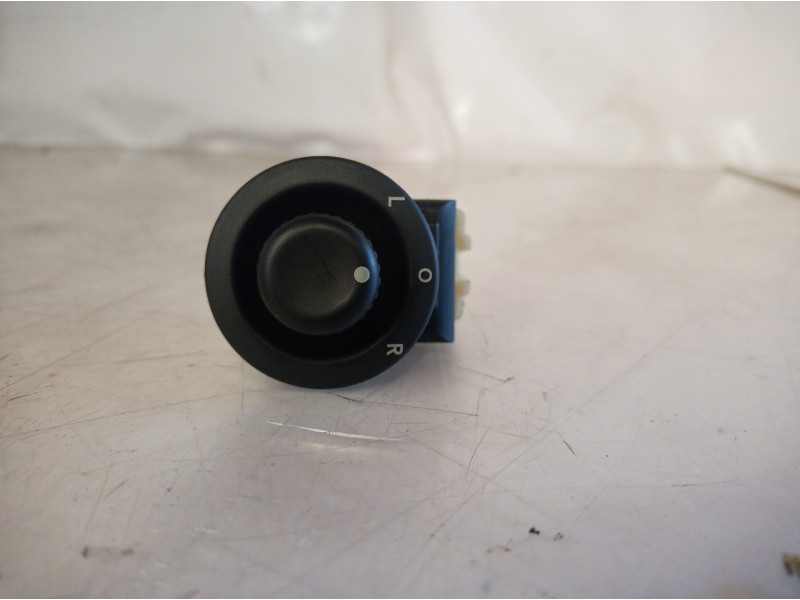 Recambio de mando retrovisor para dodge caliber s referencia OEM IAM 56040694A 56040694A 56040694A