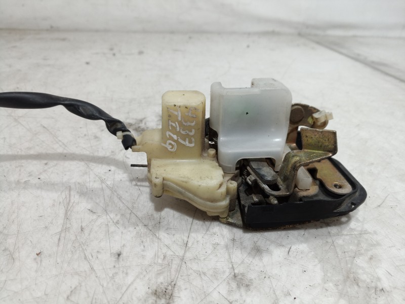 Recambio de cerradura puerta trasera izquierda para mazda 626 monovolumen (gw) 2.0 exclusive (85kw) referencia OEM IAM   