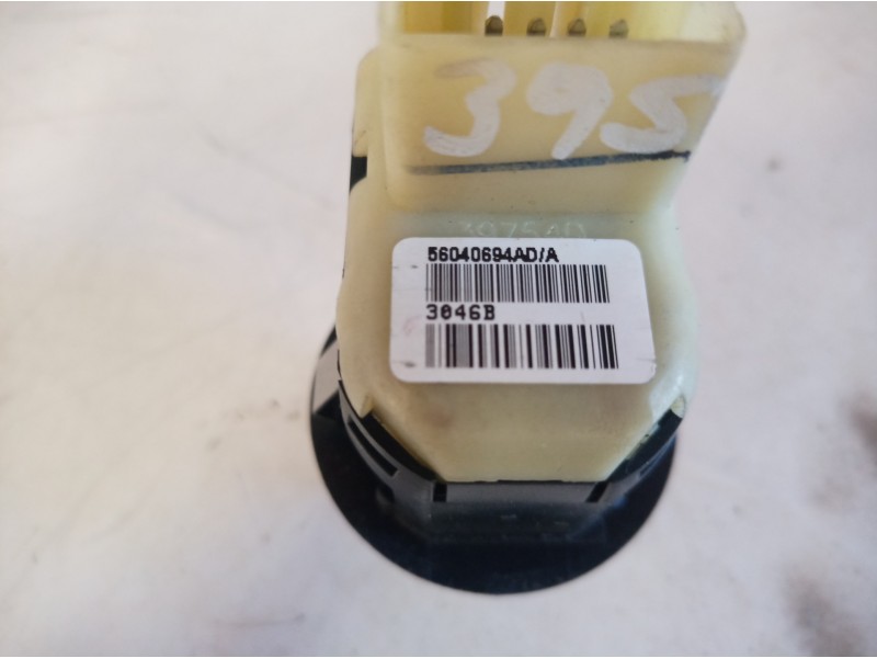 Recambio de mando retrovisor para dodge caliber s referencia OEM IAM 56040694A 56040694A 56040694A