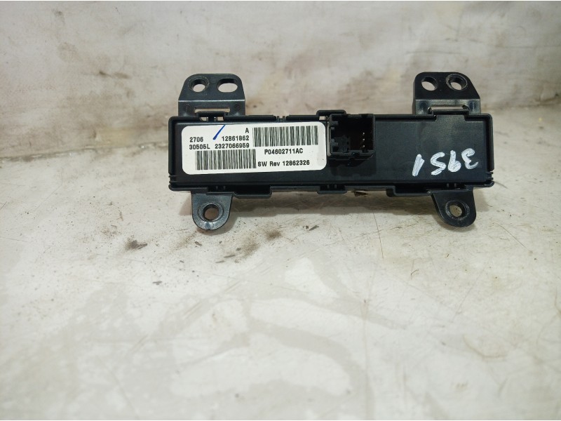 Recambio de warning para dodge caliber s referencia OEM IAM P04602711AC P04602711AC P04602711AC