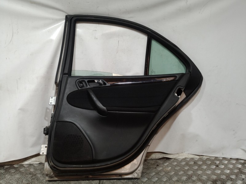 Recambio de puerta trasera derecha para mercedes-benz clase c (w203) berlina 220 cdi (la) (203.008) referencia OEM IAM   