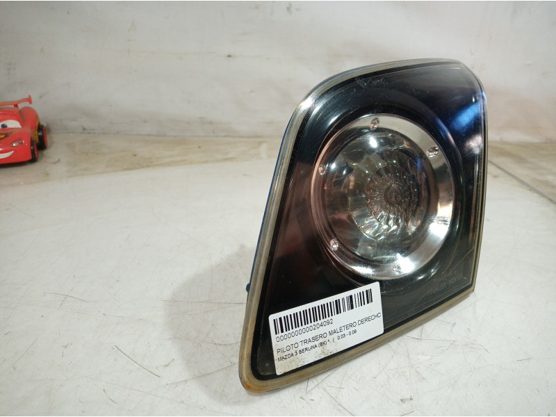 Recambio de faro antiniebla izquierdo para mazda 3 berlina (bk) referencia OEM IAM P2913 P2913 P2913