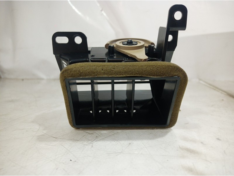 Recambio de rejilla aireadora para dodge caliber s referencia OEM IAM L0049250AA01 L0049250AA01 L0049250AA01