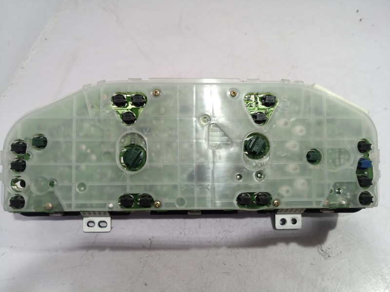 Recambio de cuadro instrumentos para mazda 626 monovolumen (gw) 2.0 exclusive (85kw) referencia OEM IAM GG2 GG2MC GG2MC