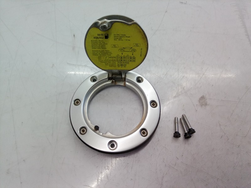 Recambio de tapa exterior combustible para audi tt (8n3/8n9) 1.8 20v turbo referencia OEM IAM 8N0809 8N0809 8N0809