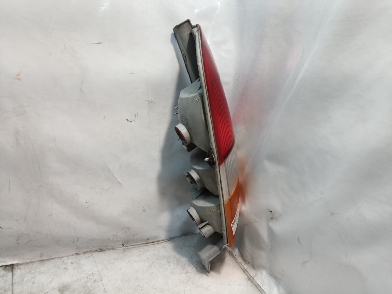 Recambio de piloto trasero derecho para hyundai atos (mx) referencia OEM IAM 92402051RH 92402051RH 92402051RH