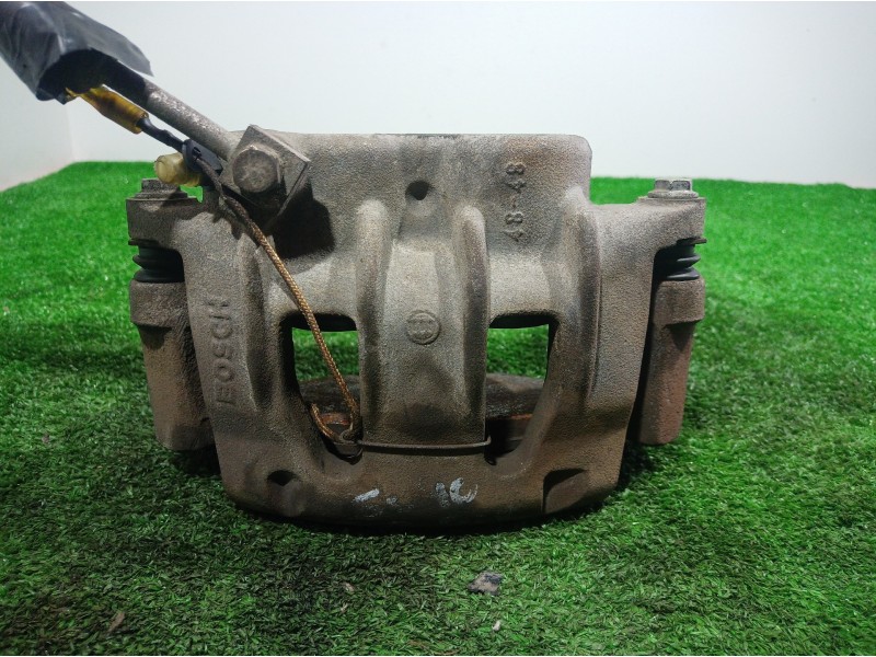 Recambio de pinza freno delantera derecha para nissan cabstar e 3.0 diesel referencia OEM IAM 204086 204086 204086