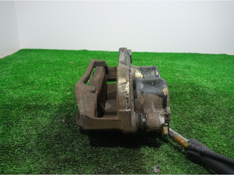 Recambio de pinza freno delantera derecha para nissan cabstar e 3.0 diesel referencia OEM IAM 204086 204086 204086