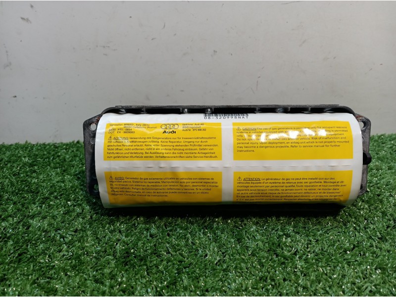 Recambio de airbag delantero derecho para audi a3 (8p) 2.0 16v fsi referencia OEM IAM 8P0880202 8P0880202 002RMP17QK45