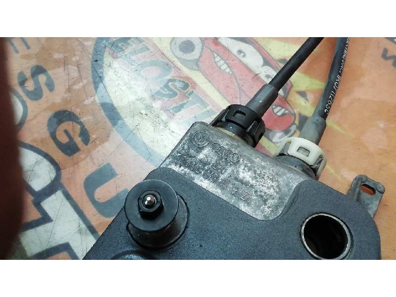 Recambio de palanca cambio para volkswagen golf iii berlina (1h1) cl referencia OEM IAM 1K0711061A  
