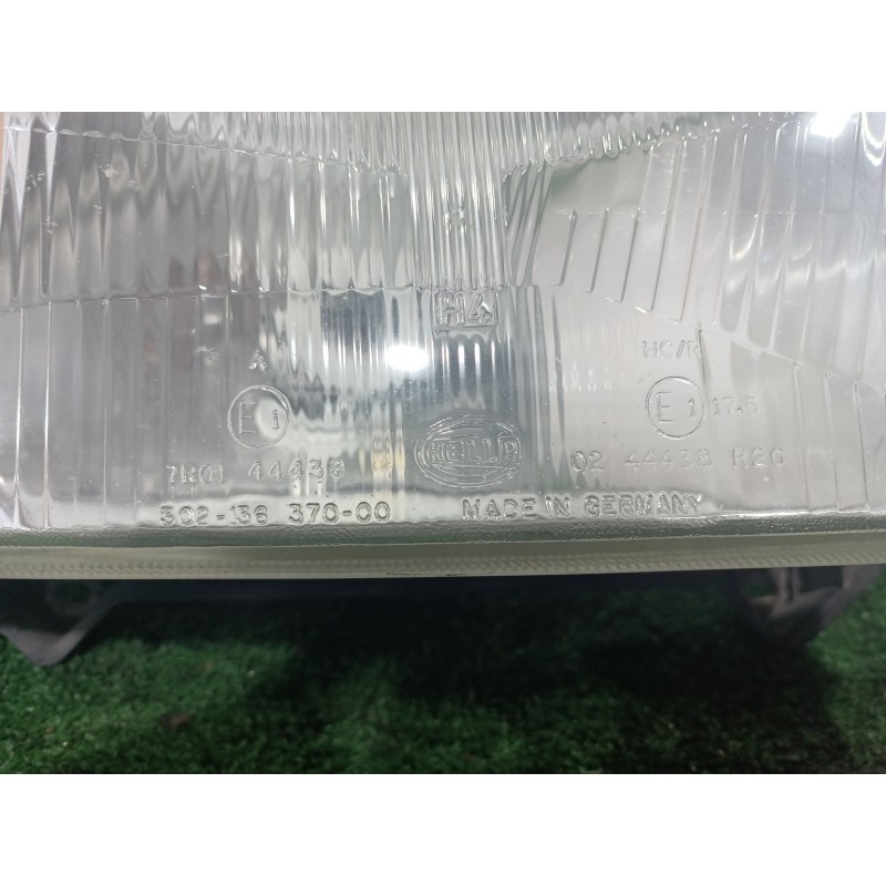 Recambio de faro derecho para volkswagen t4 transporter/furgoneta (mod. 1991) caja cerrada economy referencia OEM IAM 9GH1173570