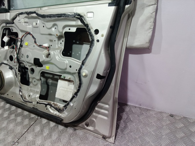 Recambio de puerta delantera derecha para mazda 626 monovolumen (gw) 2.0 exclusive (85kw) referencia OEM IAM   