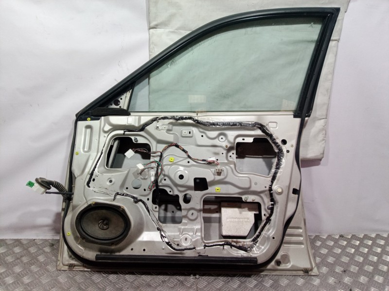 Recambio de puerta delantera derecha para mazda 626 monovolumen (gw) 2.0 exclusive (85kw) referencia OEM IAM   