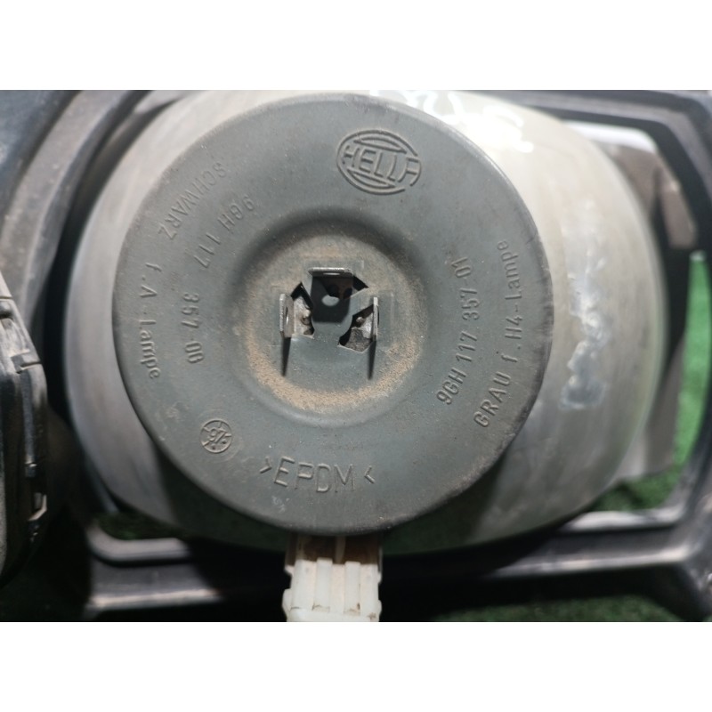 Recambio de faro izquierdo para volkswagen t4 transporter/furgoneta (mod. 1991) caja cerrada economy referencia OEM IAM 9GH11735