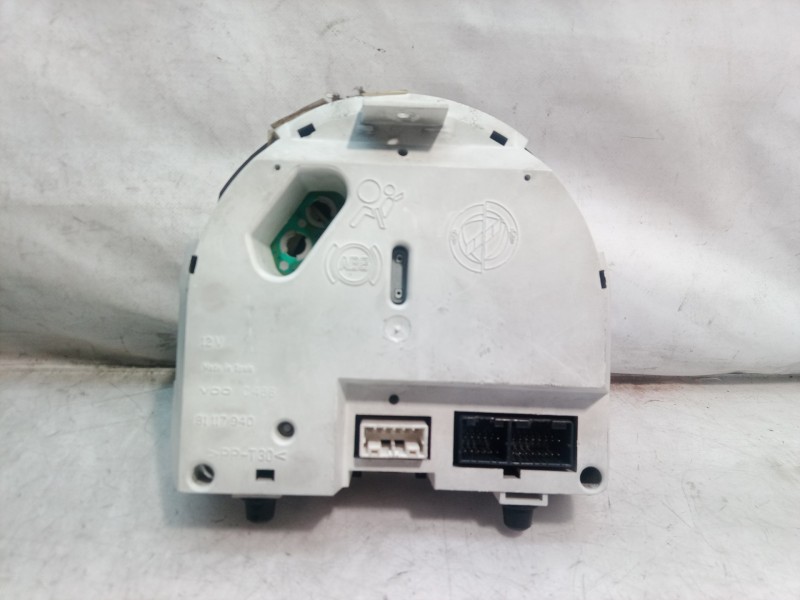 Recambio de cuadro instrumentos para fiat multipla (186) jtd 105 elx eleganza referencia OEM IAM 81117940 81117940 81117940