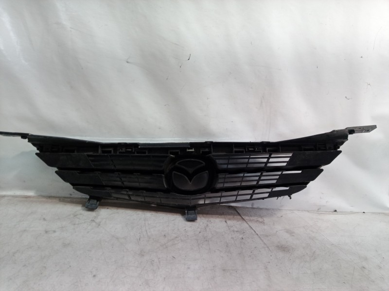 Recambio de rejilla delantera para mazda 626 monovolumen (gw) 2.0 exclusive (85kw) referencia OEM IAM   