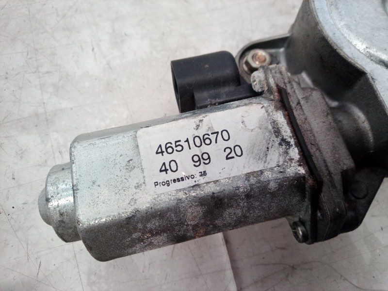 Recambio de elevalunas delantero izquierdo para fiat multipla (186) jtd 105 elx eleganza referencia OEM IAM 46510670 46510670 46