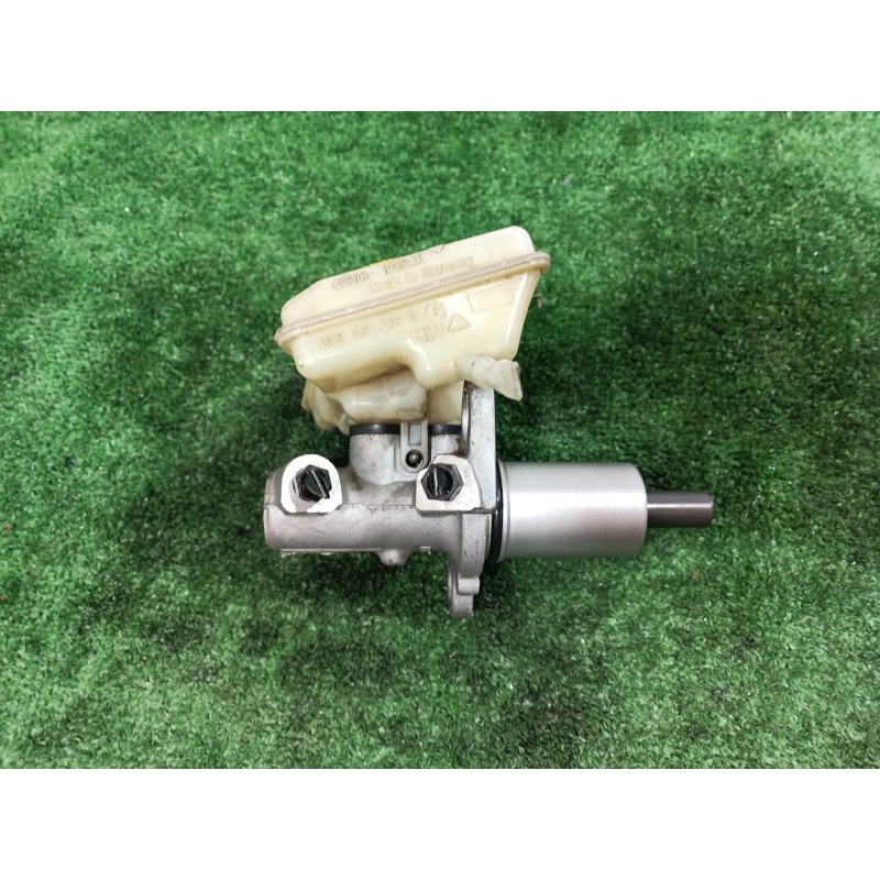 Recambio de bomba freno para audi a4 avant (8e) 2.5 tdi (120kw) referencia OEM IAM 8E0611301G 8E0611301G 8E0611301G